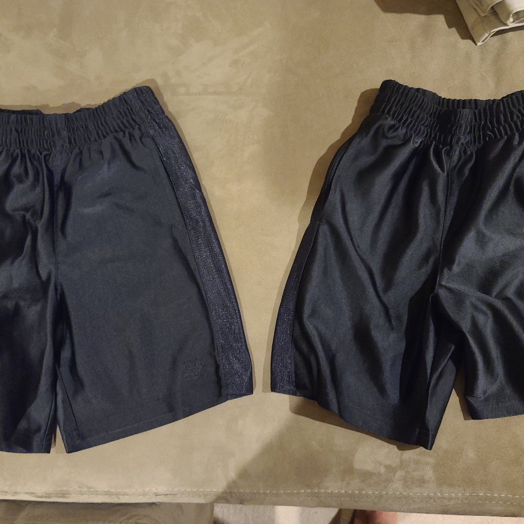 Starter Youth Small Black Shorts With Pockets